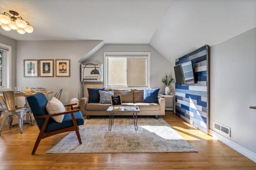 Southwest Minneapolis Apartment | The Nicollet Nook Unit 1