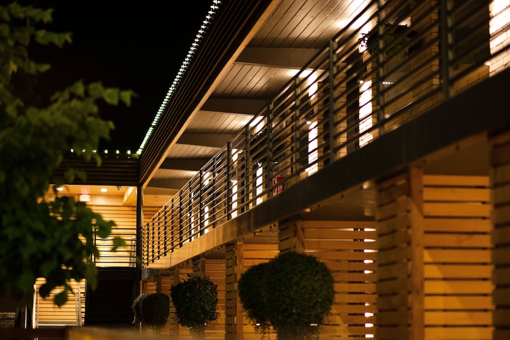 Downtown Eau Claire Hotel | The Oxbow Hotel
