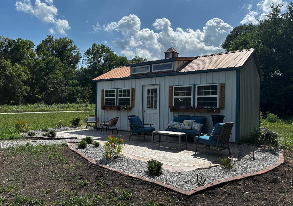 Dawn House | The pioneer cottage