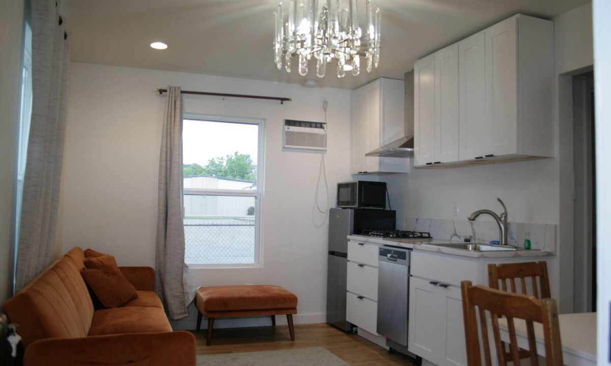 Spring Branch Central House | Tiny Place