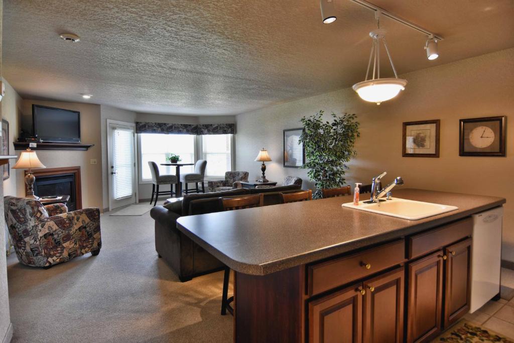 Birchwood Apartment | Unit 311 1 Bd 1 Ba Condo Condo