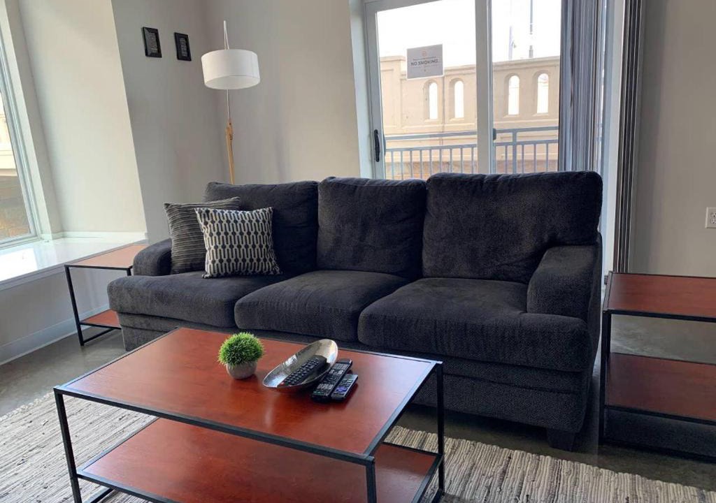 Milwaukee Apartment | Upscale Riverfront 2BR Apt