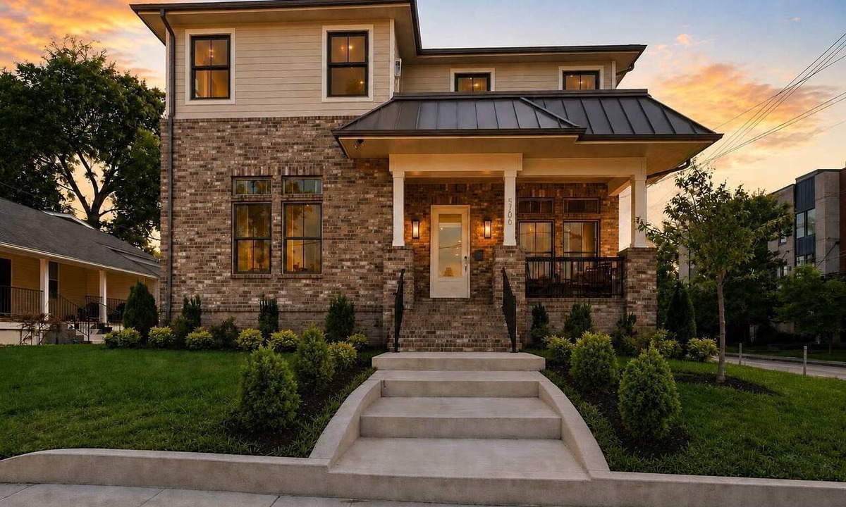 Salemtown House | Walk to Germantown, Game Room, Minutes to Broadway