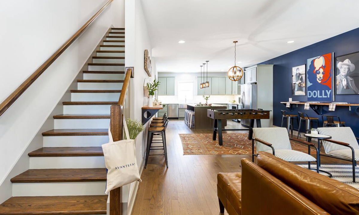 Historic Waverly Apartment | Waverly by AvantStay | Nashville-Inspired Townhome w/ Luxury Kitchen, Pool Table