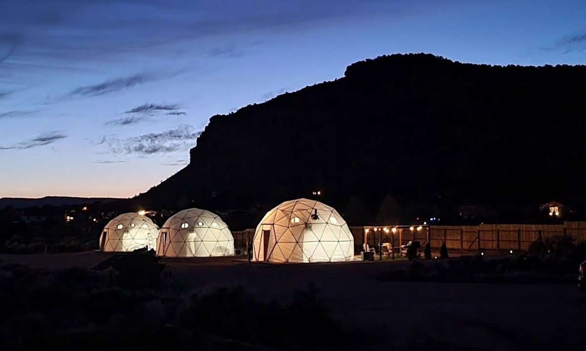 Kanab Cabin | White Camel