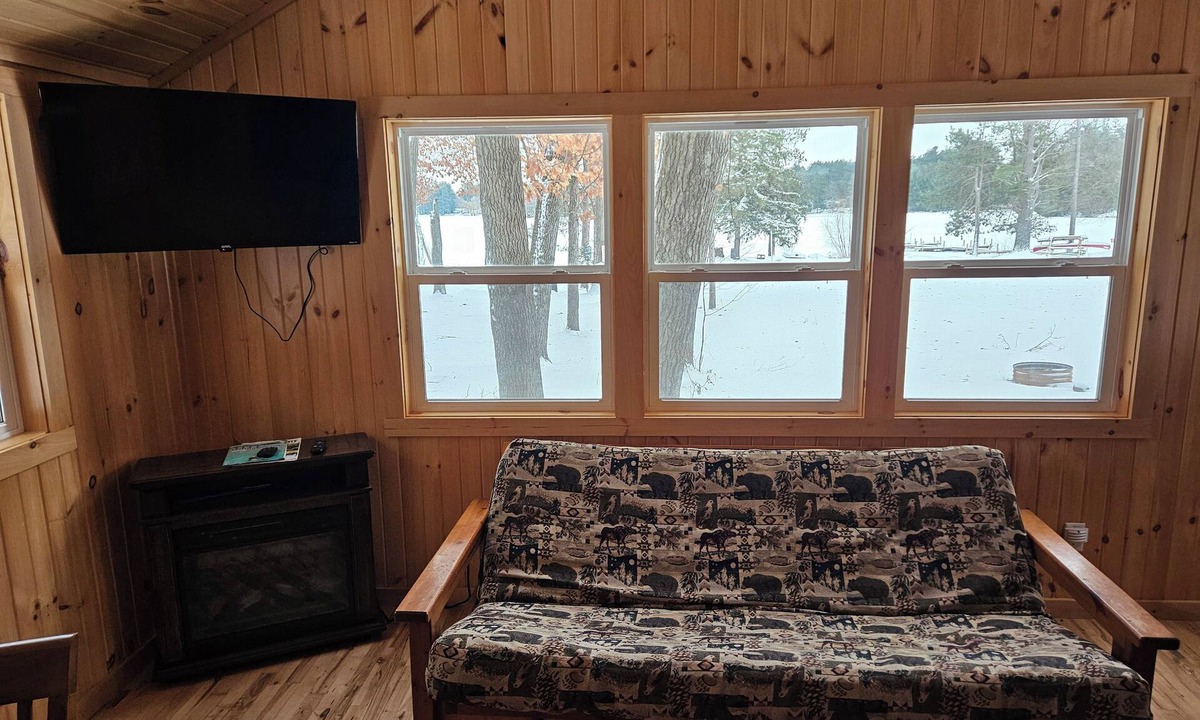 Wild Rose RV Rental | Wilson Lake Campground Deer Den 1 Bedroom