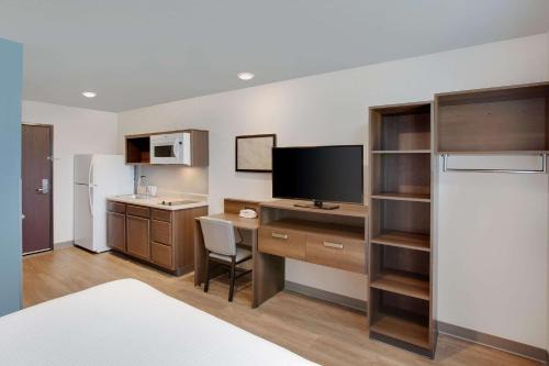 Madison Hotel | WoodSpring Suites Nashville near Rivergate
