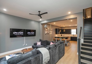 BACHELOR/ETTE COMPOUND ★ NEAR DOWNTOWN | SLEEPS 30