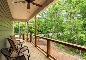 Cabin 16 @ Trails Edge