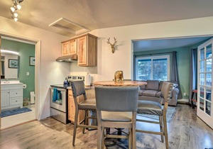Coastal-View Apartment Near Downtown Anchorage!