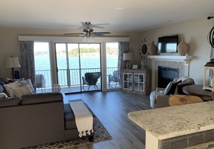Completely Updated Walk-In Level Condo at The Landing!