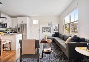 Hart Suite 10 by AvantStay | Gorgeous Town House w/Modern Amenities!