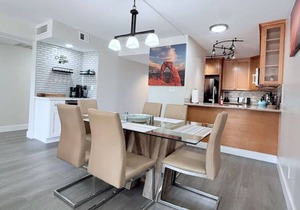 Lovely Condo in Old Town Scottsdale with Pool