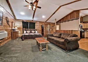 Secluded Getaway Cabin in the woods Wifi Smart TVs