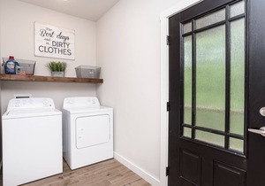Single Unit Bungalow, 13 Trails Edge Ln