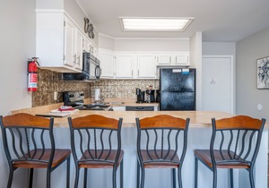 South Shore 1 bdrm! Game room! Mini-Golf, 2 Pools, Pickleball, Tennis & More!