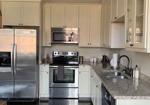 The Grant by Black Swan - Cozy Historic One-Bedroom (305A)