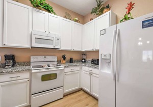 Top Floor Bahama Bay Condo | 3BR/2BA | 2 Balconies | Near Disney