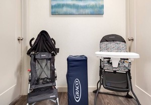 WALK TO THE SQUARE | FAST WIFI | BIKE STORAGE