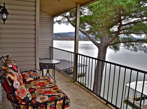 The Hamilton Lakefront | Lake Hamilton