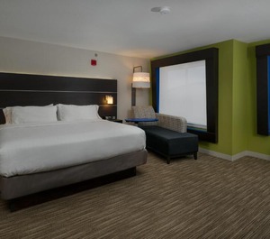 Holiday Inn Express Lawrence Ihg Hotel 