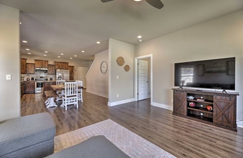 Fayetteville House | 176 m² House ∙ 4 bedrooms ∙ 9 guests