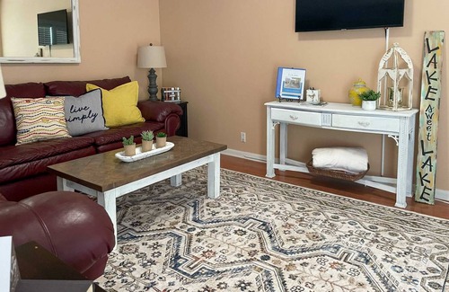 Hot Springs Village Apartment | 180 m² Apartment ∙ 2 bedrooms ∙ 8 guests