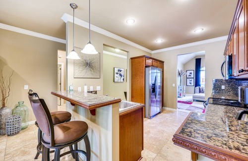 Fayetteville House | 209 m² House ∙ 3 bedrooms ∙ 6 guests