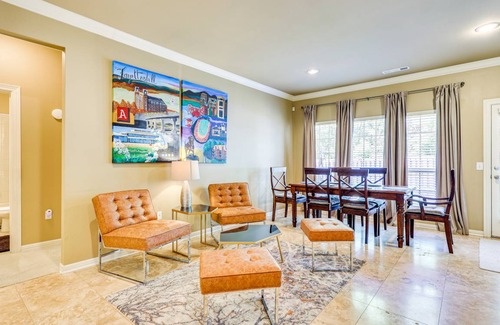 Fayetteville House | 209 m² House ∙ 3 bedrooms ∙ 6 guests