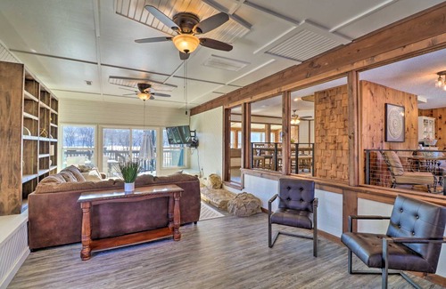 Cotter House | 253 m² House ∙ 4 bedrooms ∙ 16 guests