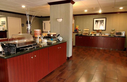 North Little Rock Hotel | 30 m² Hotel ∙ 127 guests
