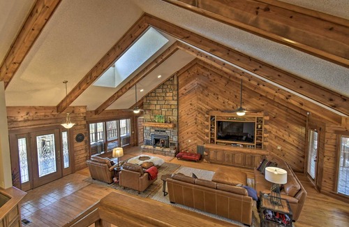 Piney House | 315 m² House ∙ 4 bedrooms ∙ 10 guests