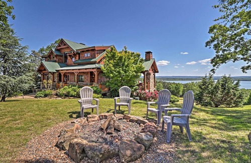 Edgemont House | 334 m² House ∙ 5 bedrooms ∙ 16 guests
