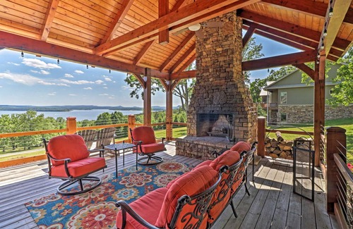 Edgemont House | 334 m² House ∙ 5 bedrooms ∙ 16 guests