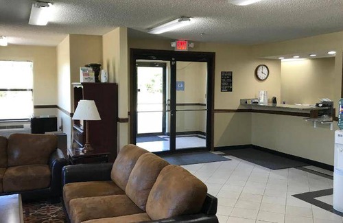 Warren Hotel | 36 m² Motel ∙ 6 guests