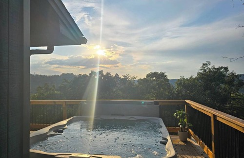 Holiday Island House | Eagles Roost Lakeview B Side