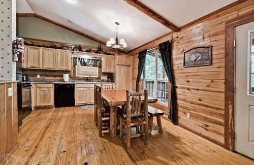Sylvan Shores House | Holiday homes in AR, USA