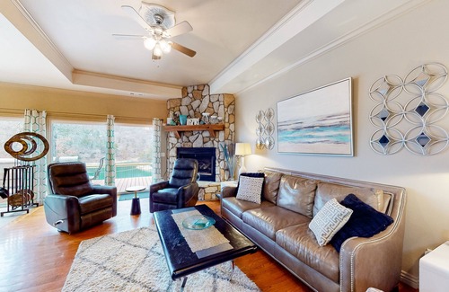Eureka Springs House | Vintage 2-story lakefront home with fireplace, pellet smoker, firepit & decks