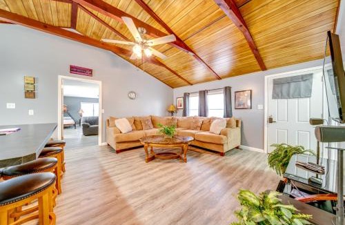 Warsaw House | < 1/2 Mi to Marina: Missouri Lake Getaway