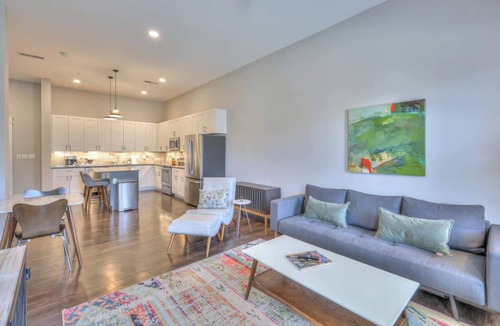 12 South Condo | 1-BR Condo in 12 South I Unit 202