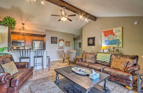 Osage Beach Cabin | 1 Mi to Margaritaville! Cabin w/Resort Perks