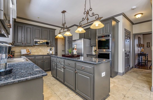 Cartersville Cottage | 10 Bridlewood Court, Cartersville