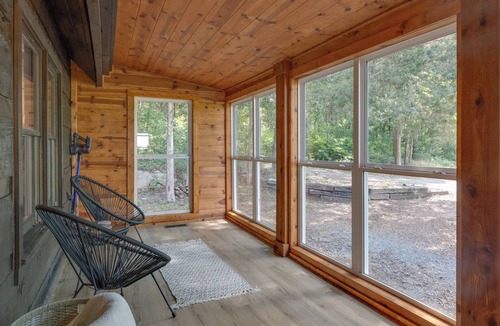 Rutherford County Cabin | ~ 10 Mi to Downtown: Murfreesboro Area Cabin