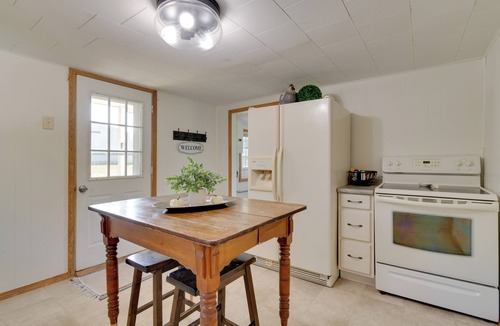 Toledo House | 10 min to Elmarra River: Pets Welcome!
