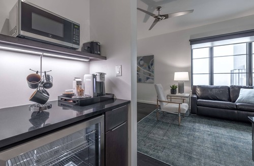 West End Hotel | 121 Hotel by AvantStay | Chic & Modern 2 BDR Superior Suite In Ideal Nashville!