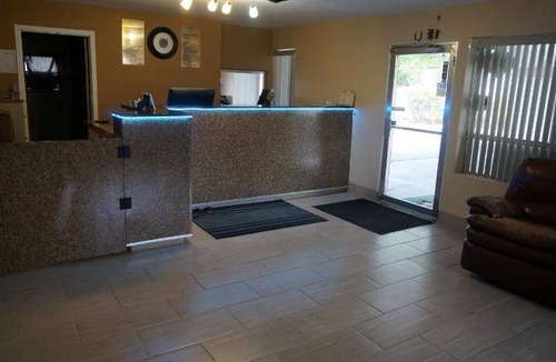 Malvern Hotel | 14 m² Motel ∙ 4 guests