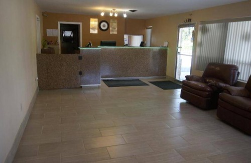 Malvern Hotel | 14 m² Motel ∙ 4 guests