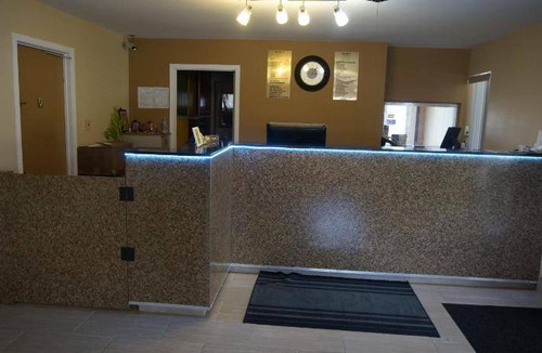 Malvern Hotel | 14 m² Motel ∙ 4 guests