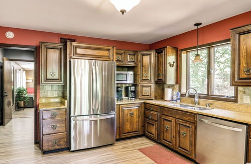 Southaven House | 15 Mi to University of Memphis: Getaway w/Games