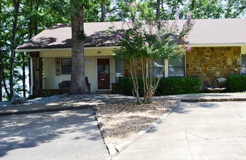 Hot Springs Village House | 16CaboPl | Lake DeSoto | Townhome Sleeps 6